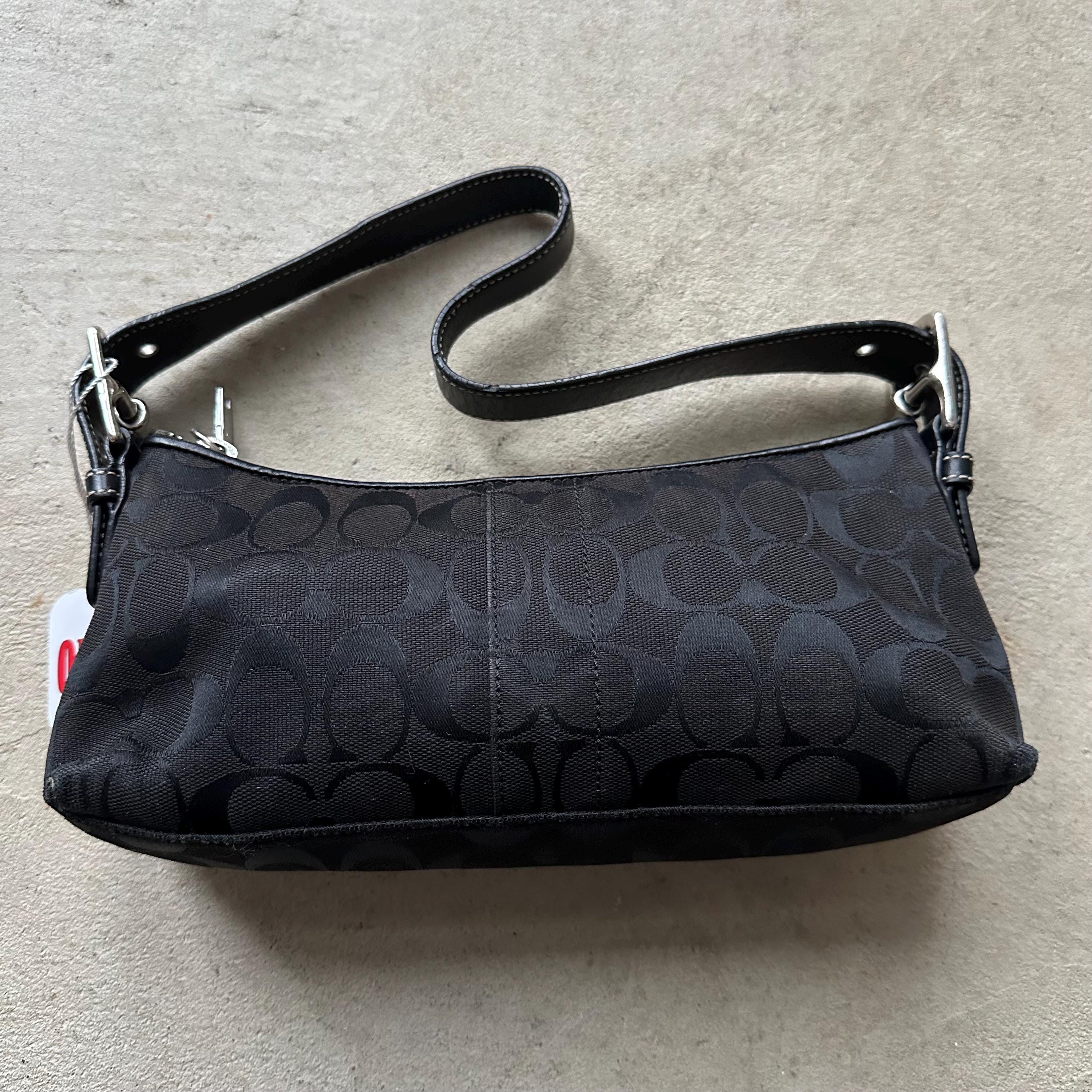 Vintage Y2K Coach Black Baguette Shoulder Bag 👜✨