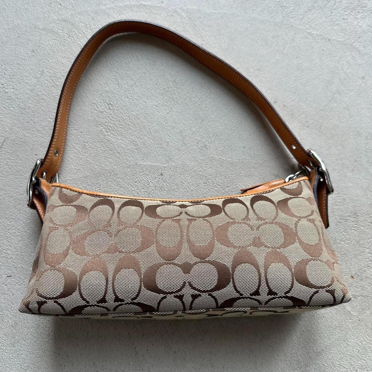 Vintage Y2K Coach Tan Baguette Shoulder Bag ✨