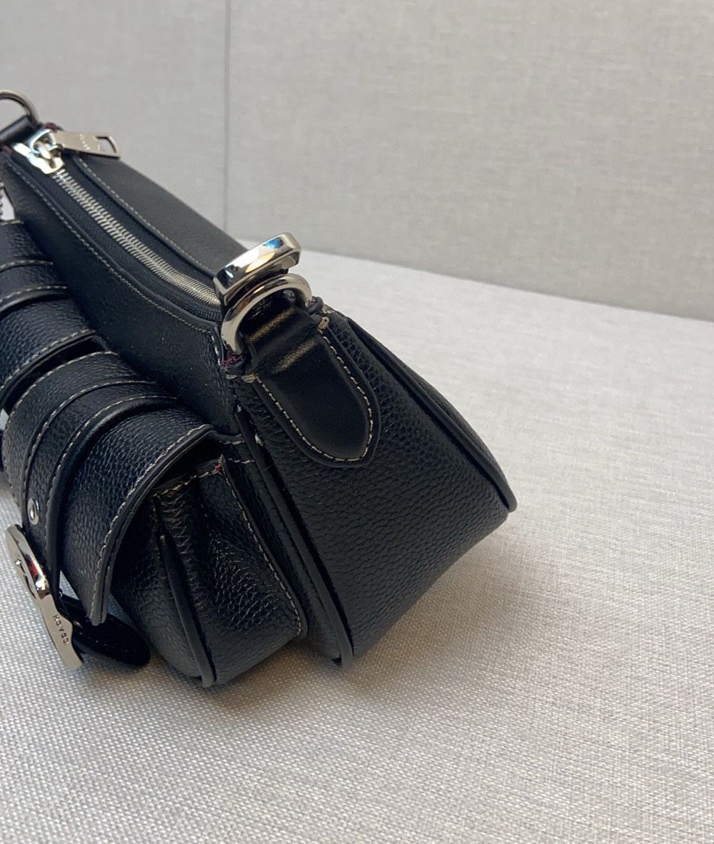 Coach Ashton CM079 Shoulder Bag – Silver & Black 🖤