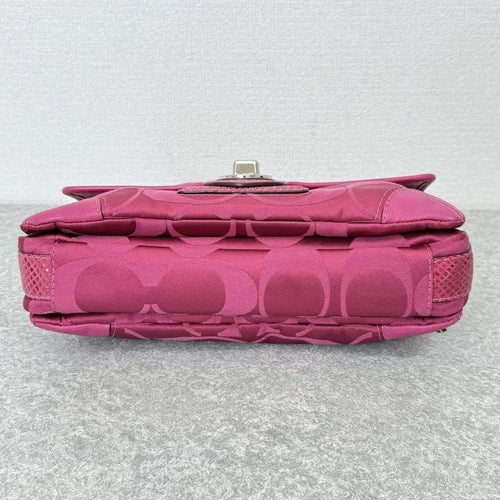 COACH Signature Flap Shoulder Bag 31214 – Pink Leather x Satin Canvas 💖
