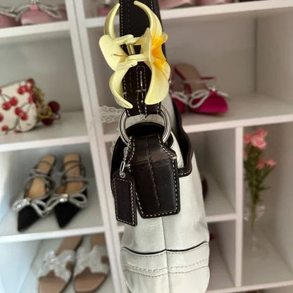 White y2k Coach Soho Flap Bag 🍒🌼