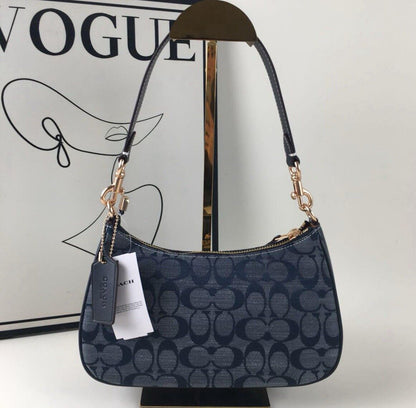 COACH CH139 Teri Shoulder Bag – Signature Chambray Blue 2-Way Shoulder Bag 👜