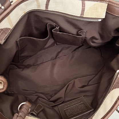 Coach Signature Canvas Tote Bag – Beige Monogram 🤎