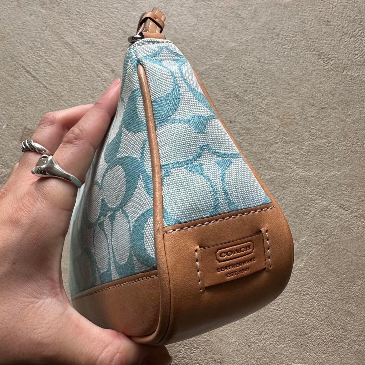 Vintage Y2K Coach Blue Demi Shoulder Bag 💙👜