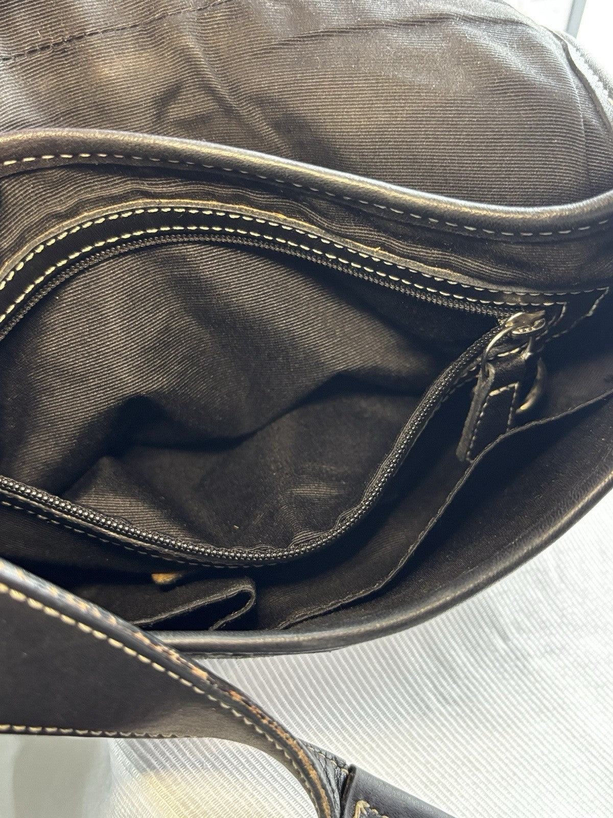 Vintage Coach Mini Soho Buckle Bag – Black/Grey 🖤