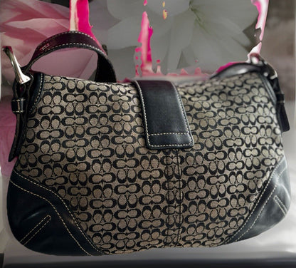 Vintage Coach Mini Soho Buckle Bag – Black/Grey 🖤
