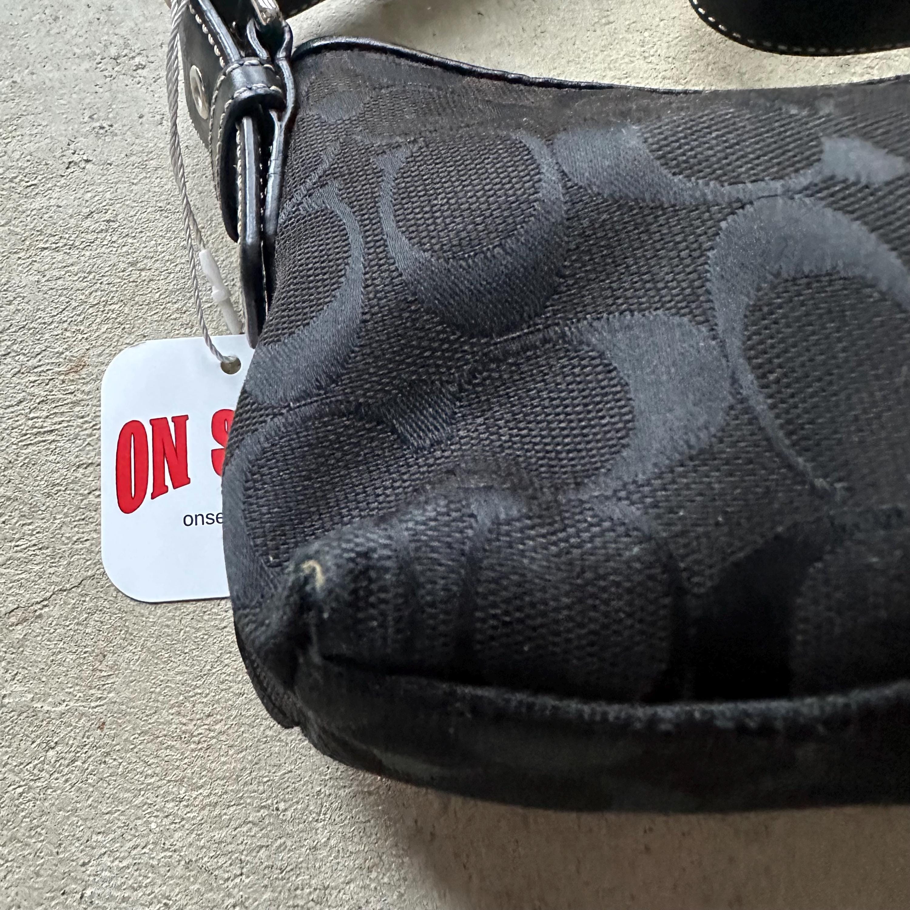 Vintage Y2K Coach Black Baguette Shoulder Bag 👜✨