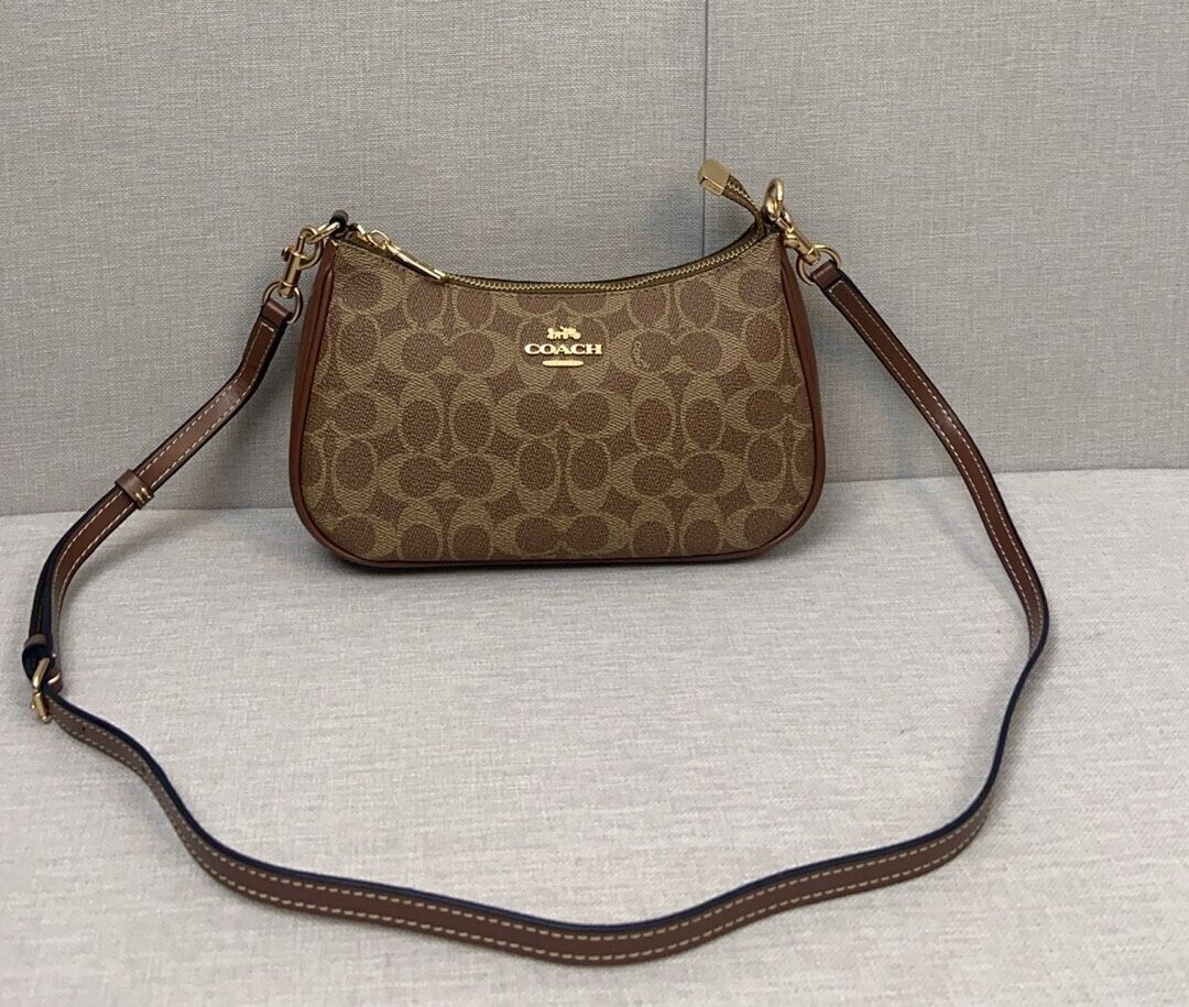 COACH Teri Shoulder Bag – Signature Canvas Brown 🤎 (NEW!)