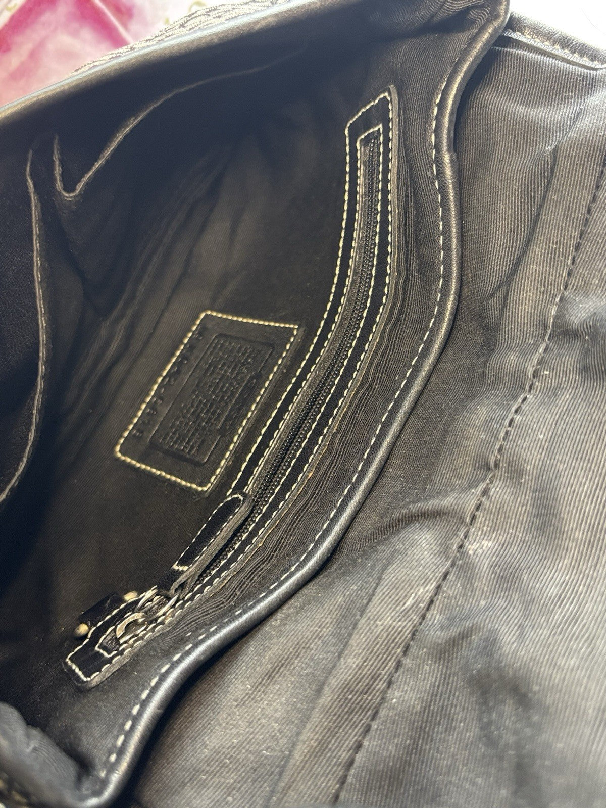 Vintage Coach Mini Soho Buckle Bag – Black/Grey 🖤