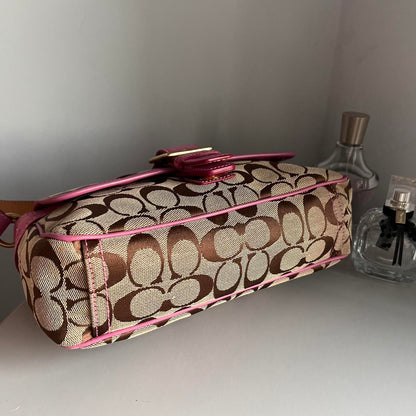 Coach Signature Shoulder Bag